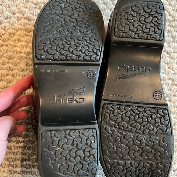 Dansko Pro XP Leopard print clogs - Picture 3 of 6